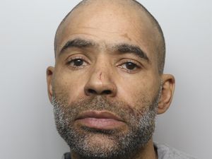 Supporting image for story: Jailed: Man who arranged to view car up for sale on Facebook and threatened driver with knife