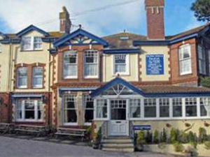 Supporting image for story: B&B owner swindled couples over prices