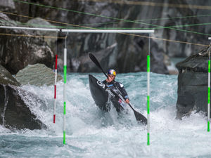 Supporting image for story: Joe Clarke into the semis