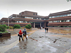 Supporting image for story: Wolverhampton Council gave licence to taxi fraudster, court told