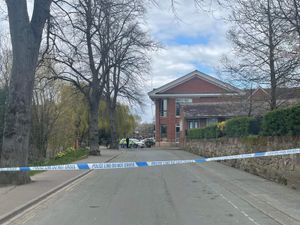 Supporting image for story: Man dies after being rescued from River Severn in Shrewsbury