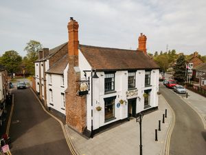Supporting image for story: Historic Telford pub venue lodges plans for outside seating area