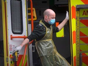 Supporting image for story: LETTER: Number without masks is too high