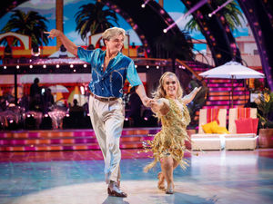 Supporting image for story: Family, dance partner and public express support for Ellie following Strictly exit