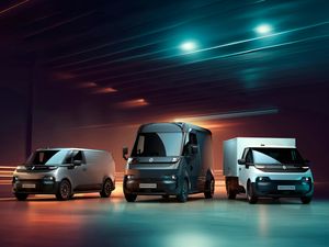 Supporting image for story: Renault revives famous nameplates for trio of new electric vans