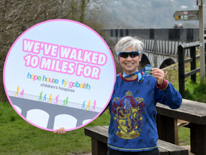 Supporting image for story: Canal walk raises more than £20k for children's hospice in Shropshire