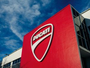 Supporting image for story: Ducati to gradually resume production