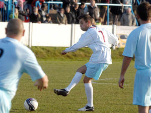 Supporting image for story: Transfer? What transfer? Former Villa man Lee Hendrie bemused over non-league signing