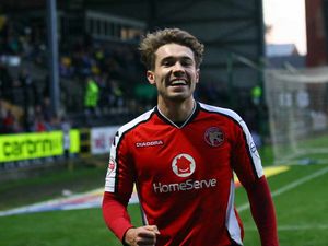 Supporting image for story: Video: Tom Bradshaw pens new Walsall deal