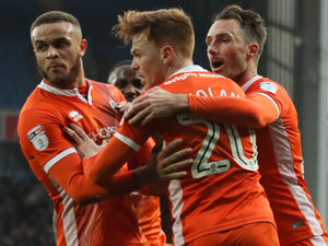 Supporting image for story: Shrewsbury will fight to keep supporters dreaming, says Paul Hurst