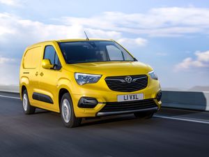 Supporting image for story: Vauxhall’s electric Combo-e goes on sale
