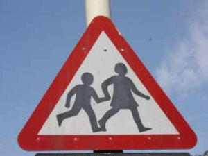 Supporting image for story: Call for Ellesmere school crossing after child in near-miss
