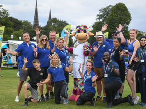 Supporting image for story: Families get sporty at city's Community Games