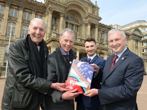 Supporting image for story: Velodrome petition handed over amid Commonwealth Games legacy plea