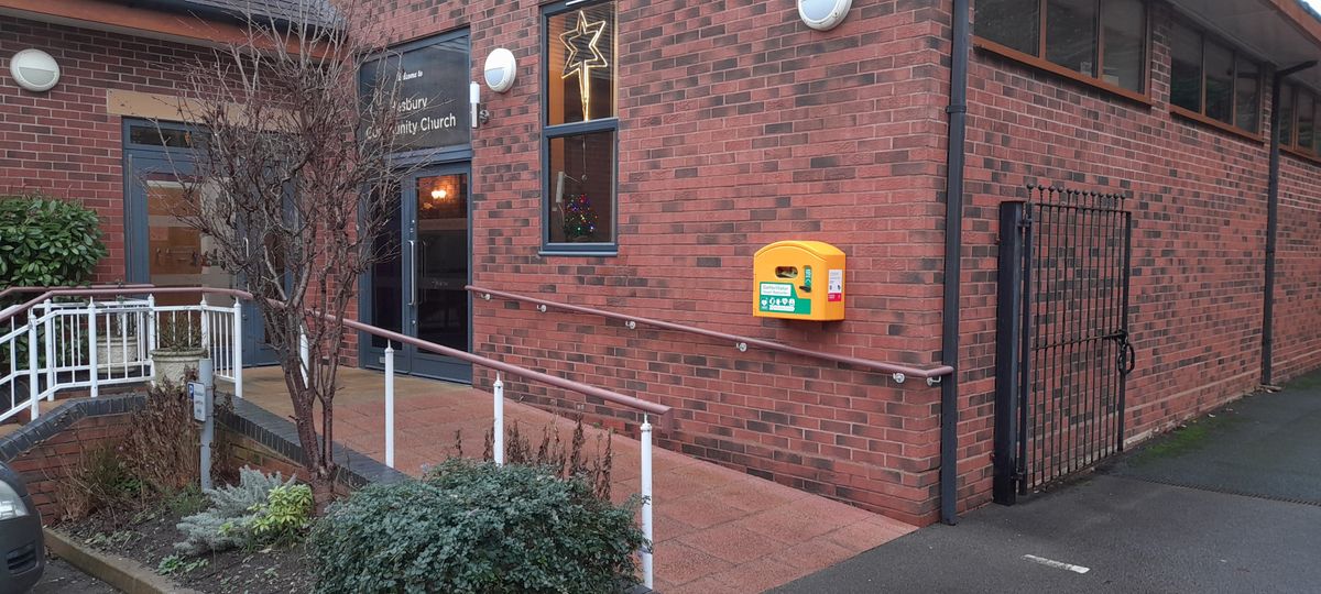Halesowen community hub awarded new defibrillator from British Heart Foundation