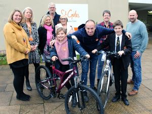 Supporting image for story: Christmas bike joy for family thanks to kindness of strangers