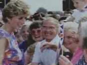 Supporting image for story: Record numbers see display of E&S photos