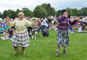 Dancing grannies The Fizzogs