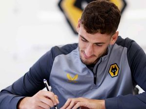 Supporting image for story: Wolves complete £8.5m Santiago Bueno signing on five-year deal 