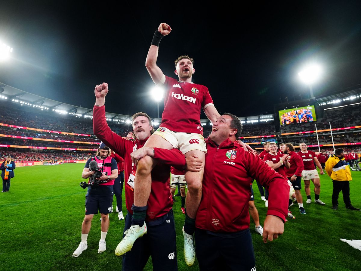 Hugo Keenan&rsquo;s last-gasp try completes comeback as Lions celebrate series win