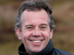 Supporting image for story: Off to the north pole