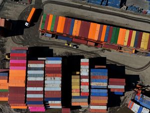Supporting image for story: Surging US imports and lower tariffs to lift global growth, IMF predicts