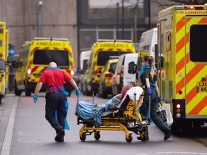 Supporting image for story: Medics want laws updated to protect health workers from Covid-19 legal action