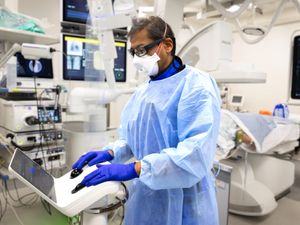Supporting image for story: Robotic-assisted biopsy hailed as ‘paradigm shift’ for lung cancer diagnosis