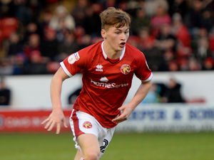 Supporting image for story: Danny Guthrie a big fan of Walsall starlet Alfie Bates