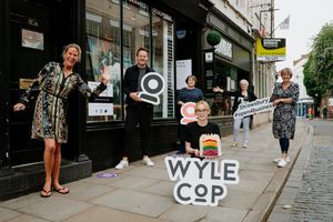 Shrewsbury traders Gillian Dhansingani, Jonathan Soden, Gaynor Jones, Hanna Ford (front middle), Jeannette Sherry and Gill Gradwell, on Wyle Cop