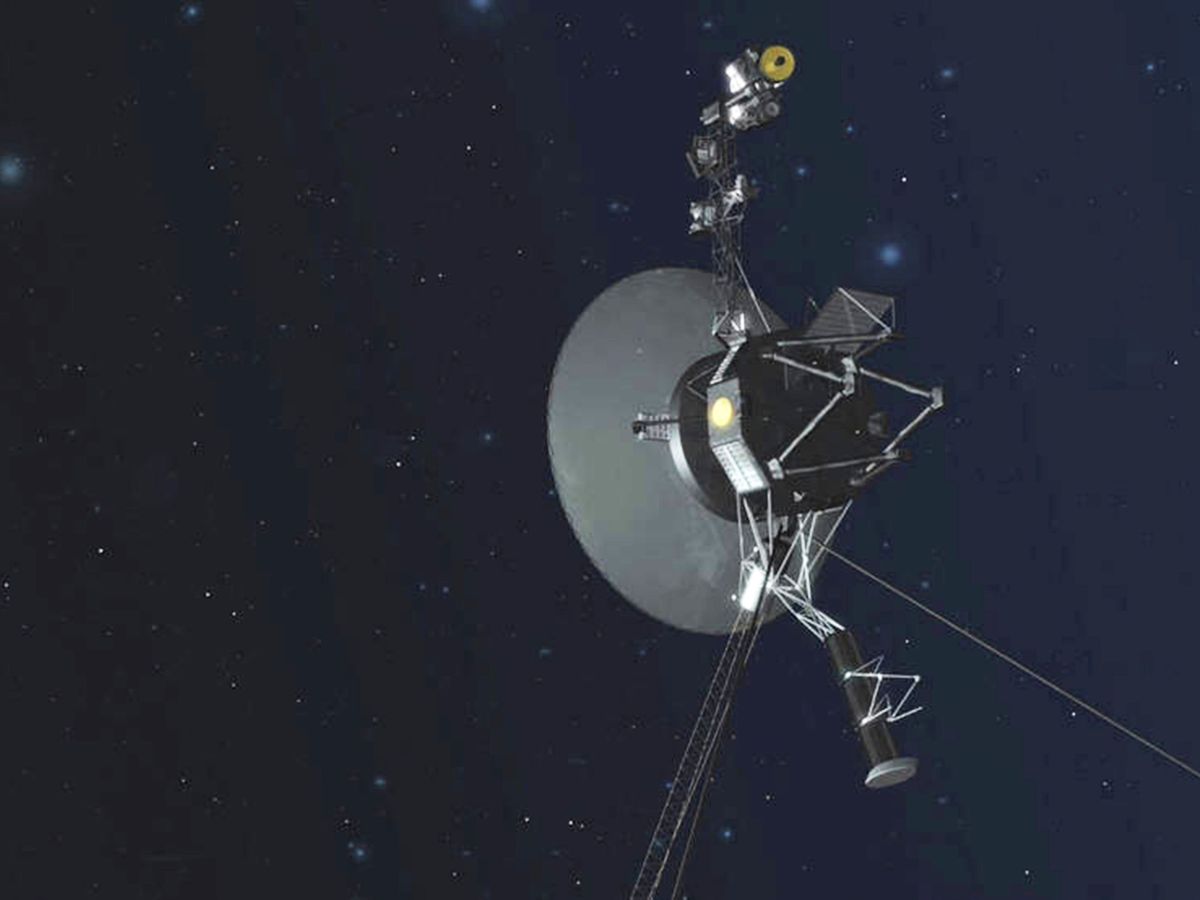Nasa powers down two instruments on twin Voyager spacecraft to save ...