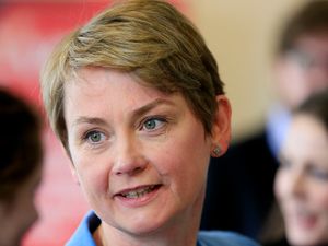 Supporting image for story: Don’t let May win like Maggie, says Yvette Cooper on visit to Sedgley