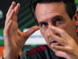 Supporting image for story: Unai Emery leaving it late over Aston Villa team selection