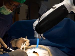 Supporting image for story: It appears robots are not always better for performing surgeries