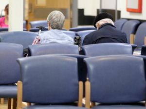 Supporting image for story: Hospitals will be paid to divert patients into community to slash waiting lists