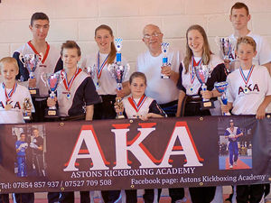 Supporting image for story: Nicole Moss claims title hat-trick in Europeans