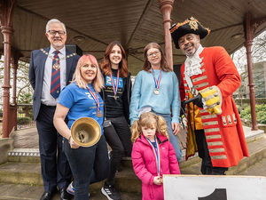 Stafford Pancake Race (Pic: Ian Knight / Z70 Photography)