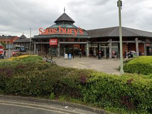 Supporting image for story: Shoplifter who stole more than £1,000 worth of alcohol from Oswestry Sainsbury's ordered to pay back every penny