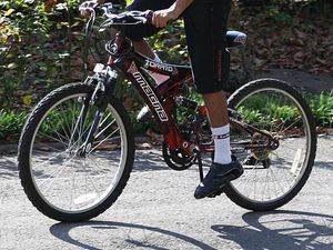 Supporting image for story: Workplaces are not ready for rise in cycling, experts say

