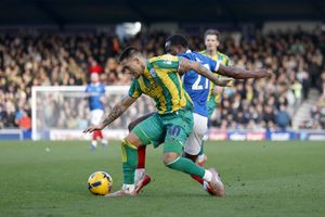 EDITORIAL USE ONLY. No use with unauthorized audio, video, data, fixture lists, club/league logos or 'live' services. Online in-match use limited to 120 images, no video emulation. No use in betting, games or single club/league/player publications