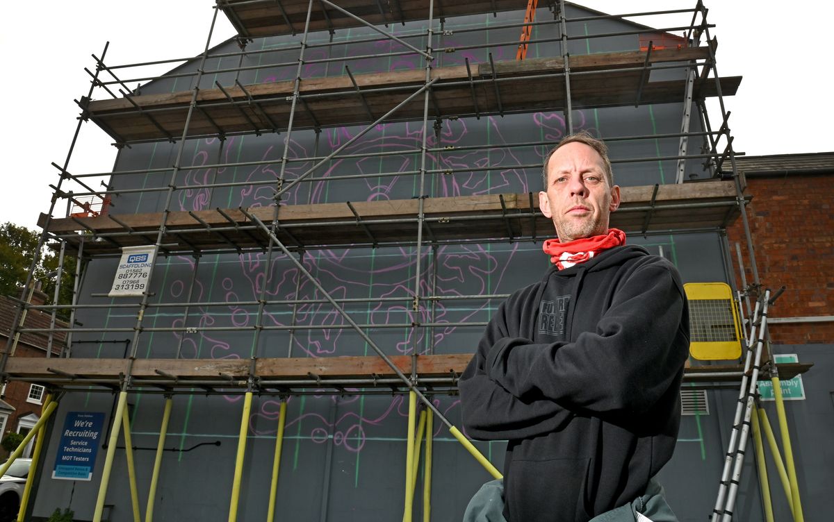 Its a celebration of our music history! Trailblazing West Midlands band to be honoured with giant mural in Stourbridge