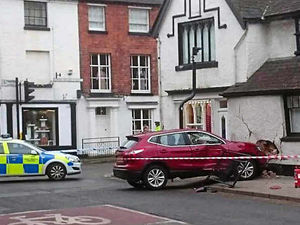 Supporting image for story: Changes to Oswestry junction after car hits shop