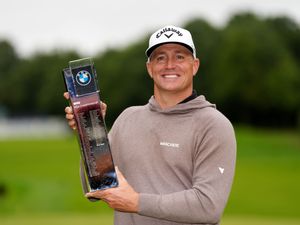 Supporting image for story: Alex Noren edges past Adrien Saddier in a play-off to win BMW PGA Championship
