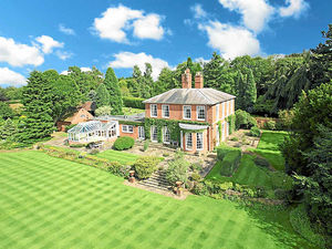 Supporting image for story: Georgian gem is put up for sale with a price tag of £2.5 million