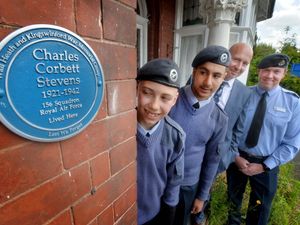 Supporting image for story: Brave Kingswinford airmen who fought in Second World War honoured with plaques