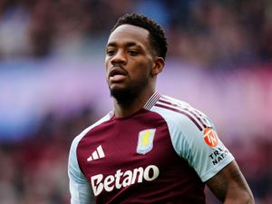 Supporting image for story: Transfer column: Jhon Duran Wolves claim, Hobbs to Saudi & Arsenal contact Aston Villa striker