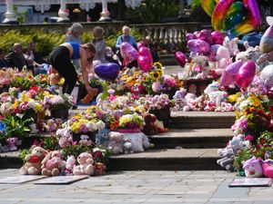 Supporting image for story: Southport attacker contacted retailers about ordering crossbows, inquiry told