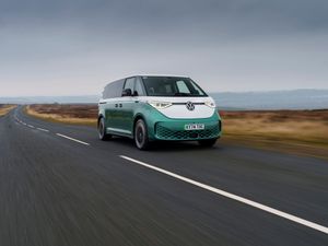 Supporting image for story: First Drive: Volkswagen’s ID.Buzz gets even more practical with long wheelbase version