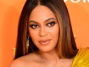 Supporting image for story: Live performances drain Beyonce as she gives her energy to fans, her father says