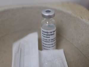 Supporting image for story: Third shot of Oxford/AstraZeneca vaccine ‘could be effective booster’